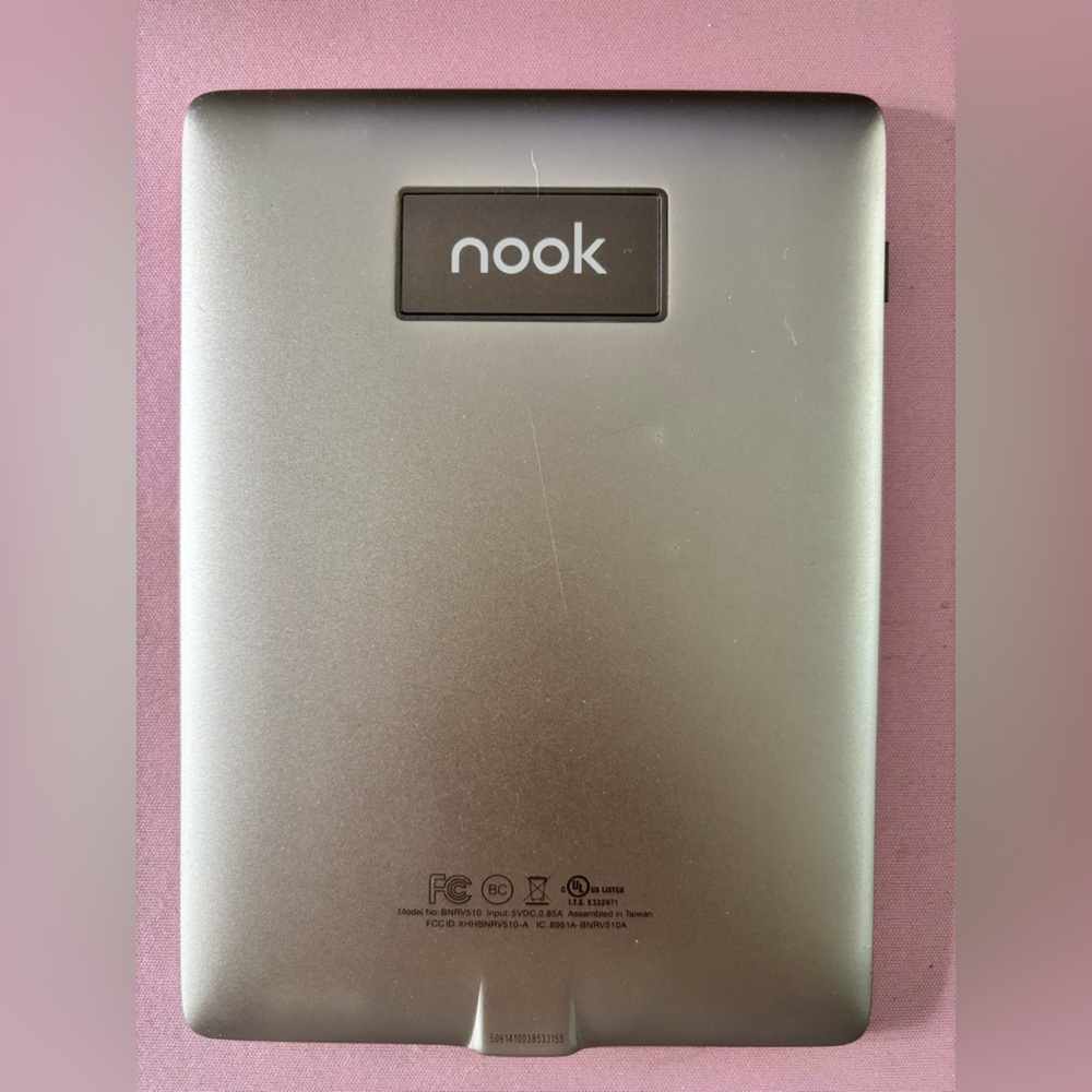 Nook e-Reader Tablet - Silver - Picture 2 of 3